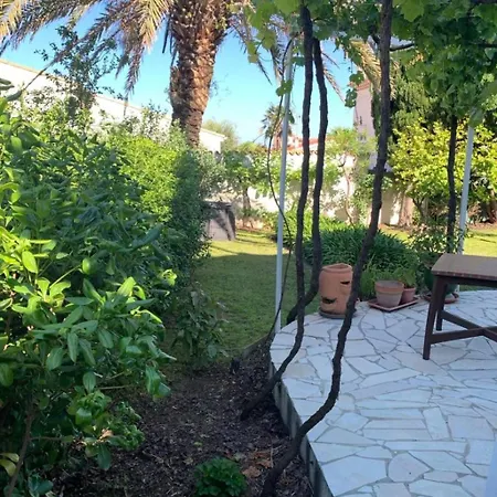 La Croix Lorette- 190m2, 10 Personnes Max, 65m2 De Terrasse, Barbecue, 200m2 De Jardin, Parking, Wifi, Vue Mer,10min A Pied De Galets