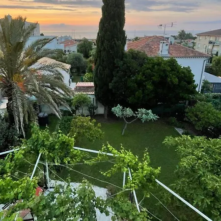 La Croix Lorette- 190m2, 10 Personnes Max, 65m2 De Terrasse, Barbecue, 200m2 De Jardin, Parking, Wifi, Vue Mer,10min A Pied De Galets 別荘 アンティーブ