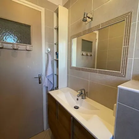 La Croix Lorette- 190m2, 10 Personnes Max, 65m2 De Terrasse, Barbecue, 200m2 De Jardin, Parking, Wifi, Vue Mer,10min A Pied De Galets Σπίτι διακοπών *