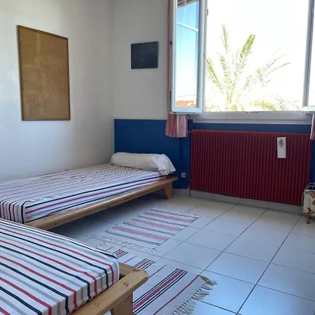 La Croix Lorette- 190m2, 10 Personnes Max, 65m2 De Terrasse, Barbecue, 200m2 De Jardin, Parking, Wifi, Vue Mer,10min A Pied De Galets Σπίτι διακοπών